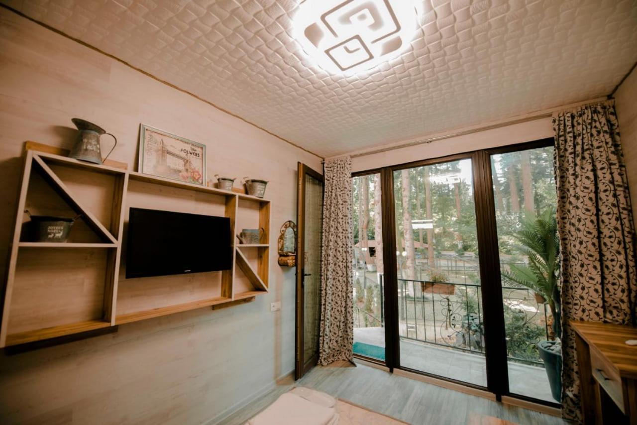 Hulus Hotel มาคินจอรี ภายนอก รูปภาพ