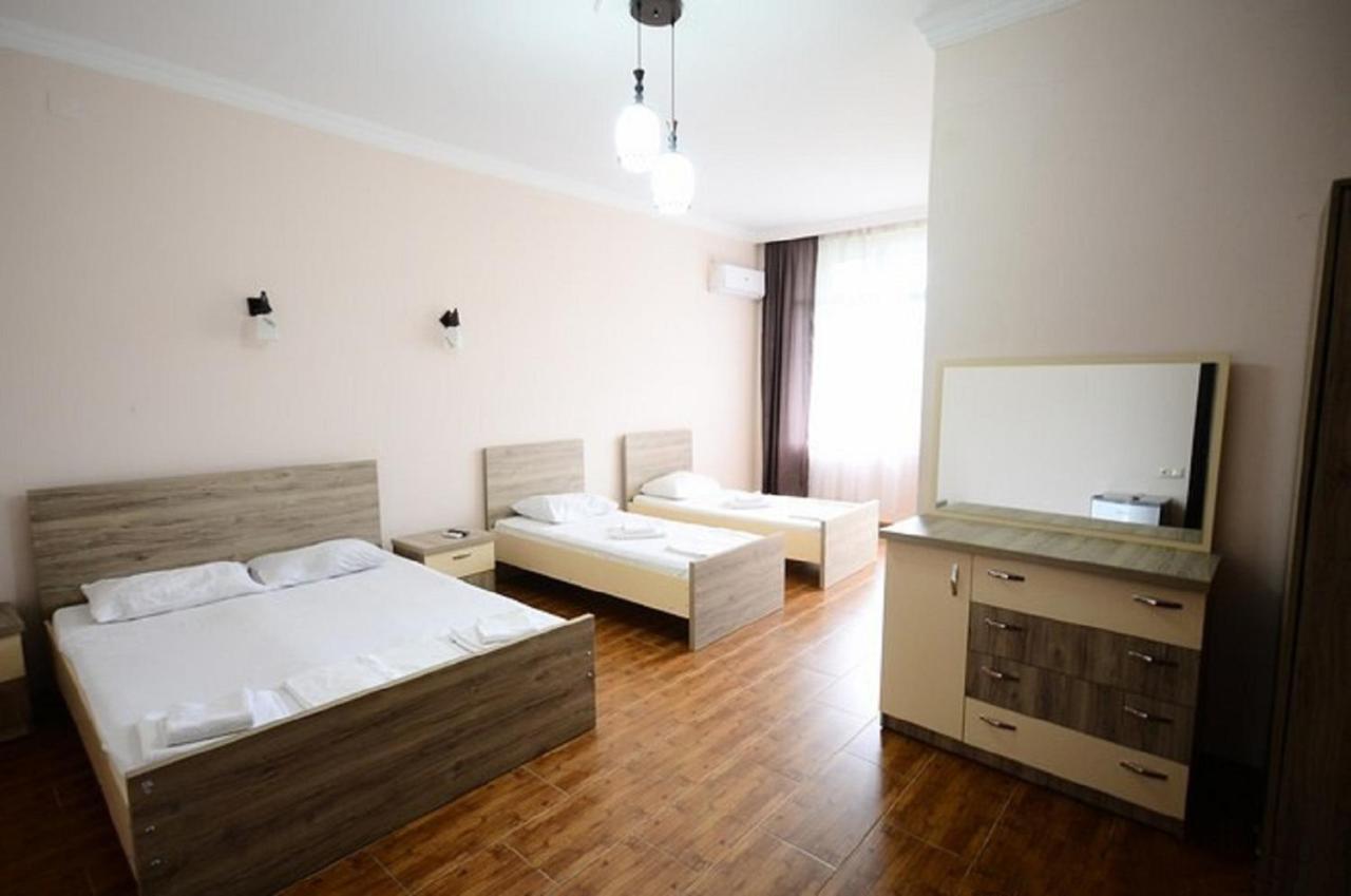 Hulus Hotel มาคินจอรี ภายนอก รูปภาพ