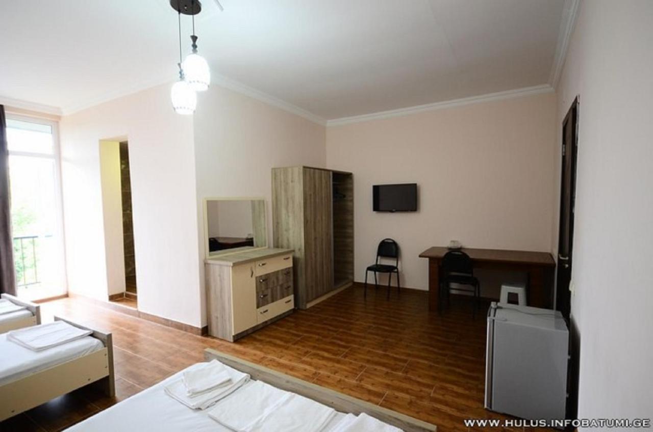 Hulus Hotel มาคินจอรี ภายนอก รูปภาพ